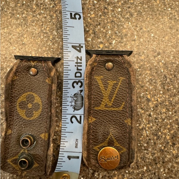 Authentic LV SPARK I Apple Watch Leather Band - Picture 8 of 8